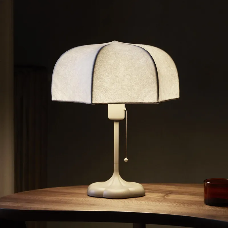 Rabatt ferm LIVING - Poem Bordslampa White/Cashmere ferm LIVING