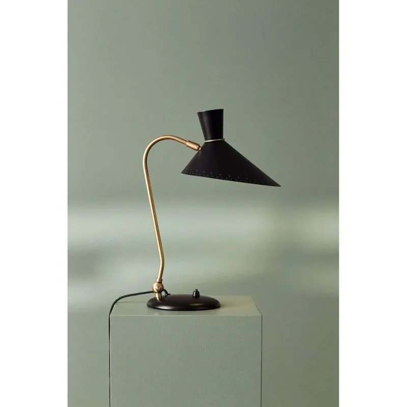 Kampanjpris Warm Nordic - Bloom Bordslampa Black Noir